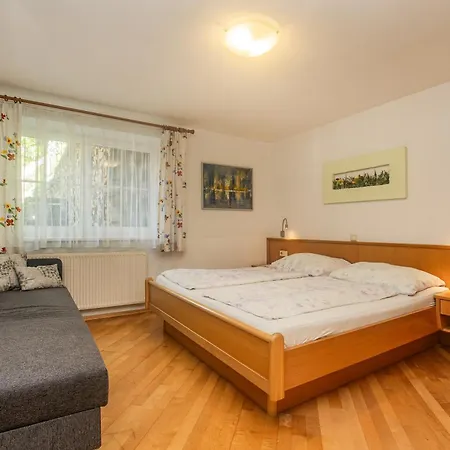 Haus Fritzenwallner 2 Apartment *